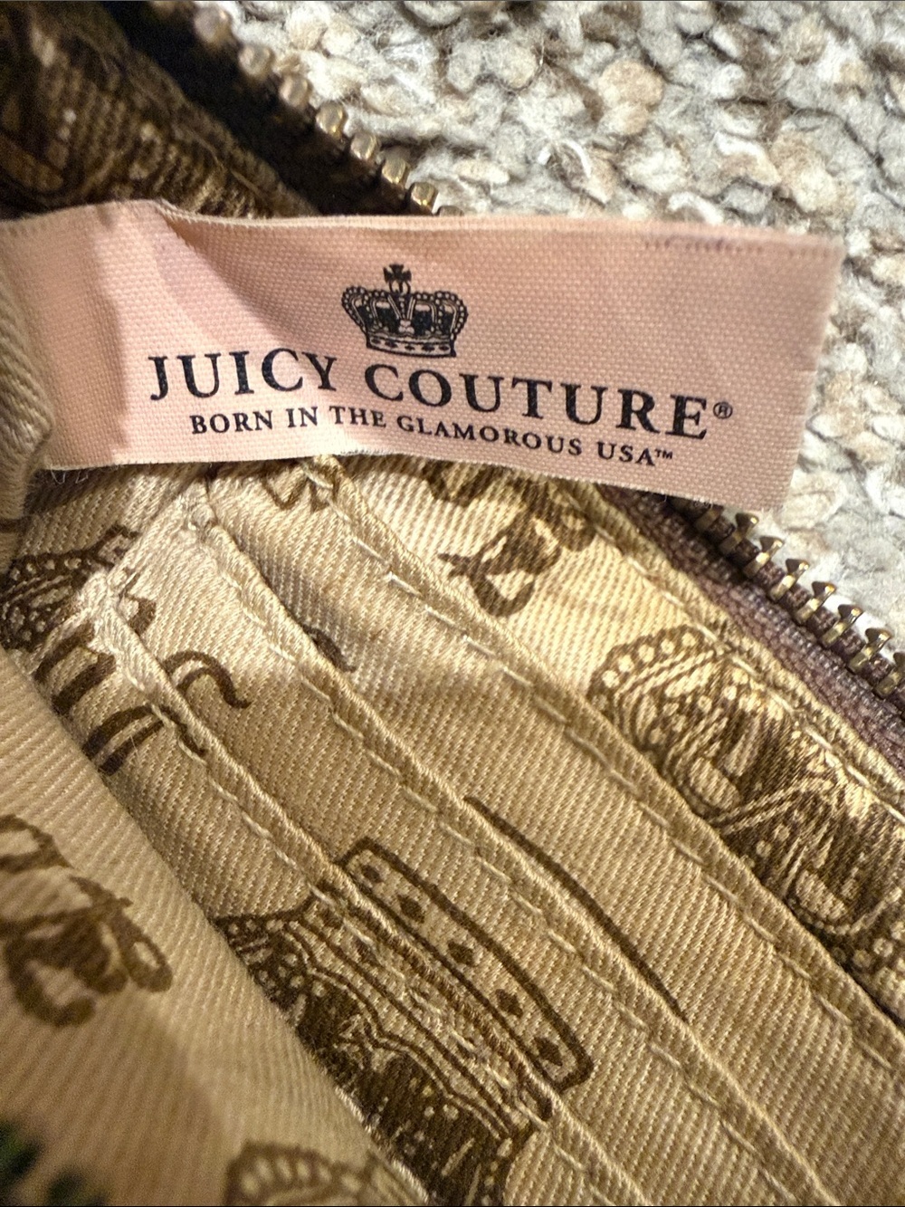 Vintage Y2K Juicy Couture Brown Leather Wristlet Clutch with Logo Medallion - Picture 7 of 8